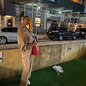 Meet your Posher, Madeline